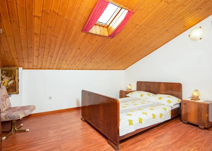 Будинок відпочинку House With A Parking Space Valtura, - 16611 *