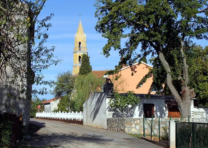 House With A Parking Space Valtura, - 16611 Holiday home *